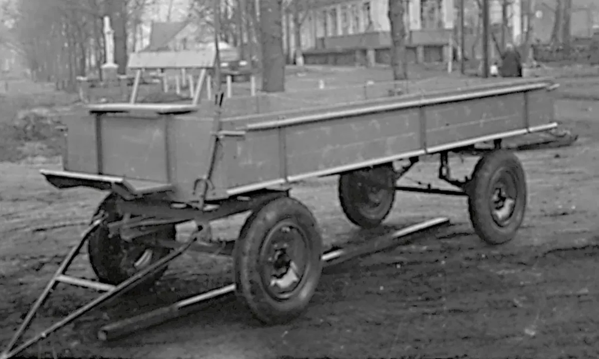 1948 г. Сельскохозяйтсвенный прицеп